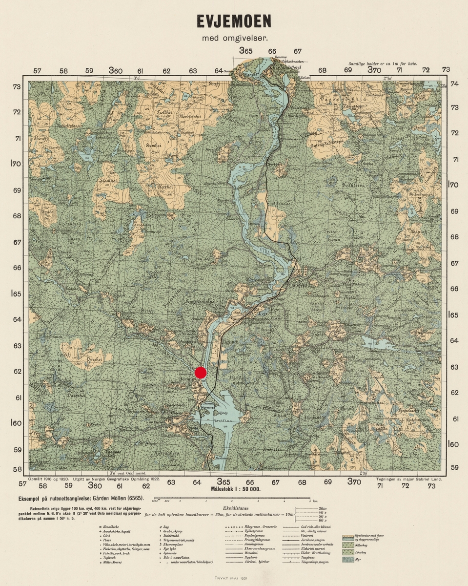 Kart over Evjemoen med omgivelser, med rød prikk som markerer hvor bensinstasjonen til Åsmund Abusdal lå. Fra fotoboken "Radius 500 Metres", hvor Terje Abusdal tar utgangspunkt i arkivet etter sin egen bestefar, Åsmund Abusdal. 