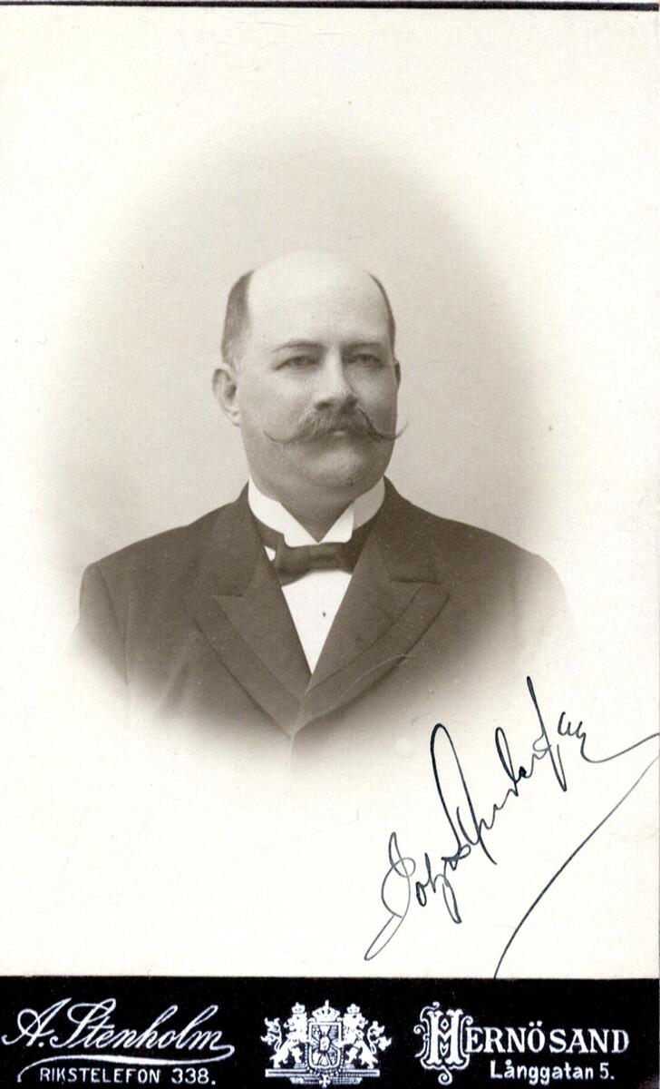 Vice konsul John Andersson. A. Stenholm Långgatan 5 Hernösand.