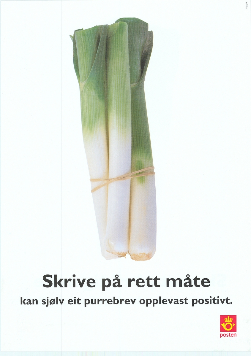 Tosidig plakat med hvit bunnfarge og bilde av purreløk. Tekst på bokmål og nynorsk.