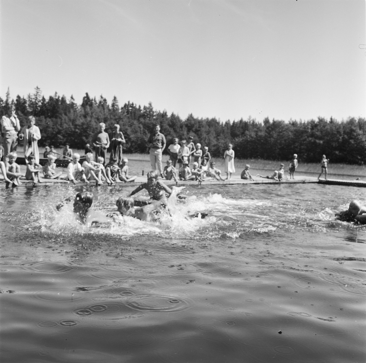 Simskoleavslutning i Karlholm, Uppland 1969