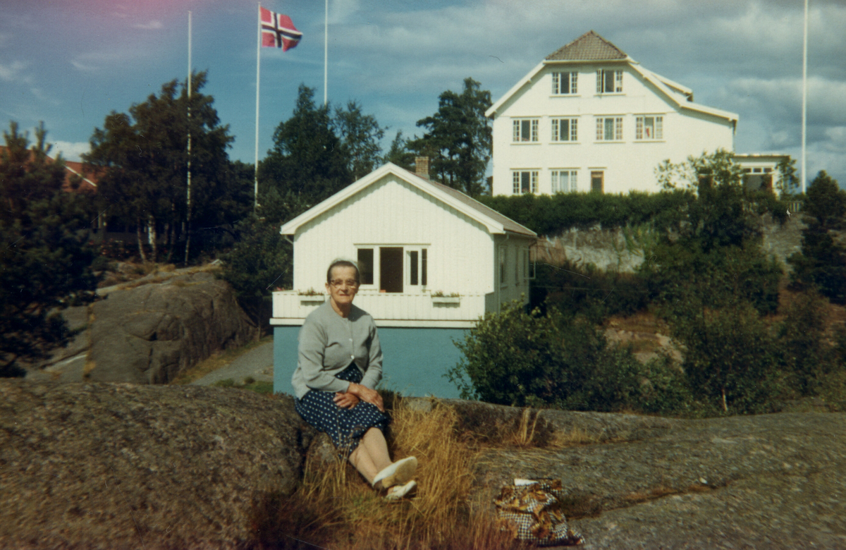 Over 40 bilde av Astrid Margrethe Terjesen på ulike turar.