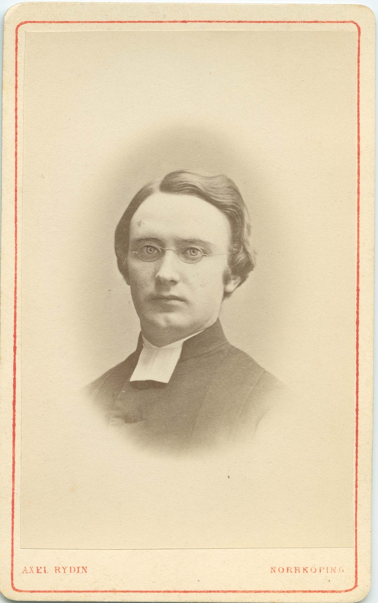 Porträtt på Prästman Blidberg.