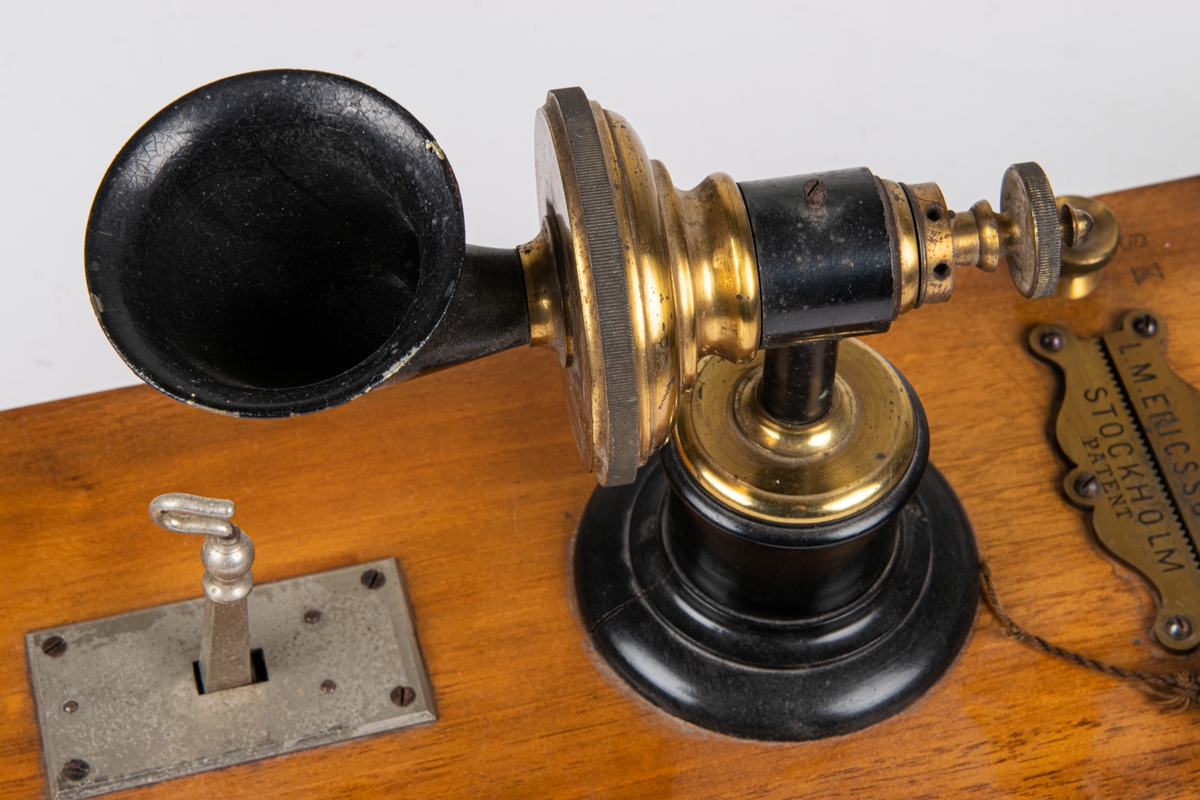 Telefonapparat, L.M. Ericssons fabriker. 1880-talet.