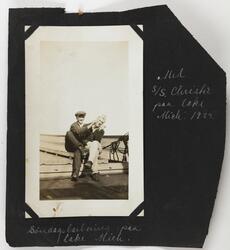 Med S/S Christie på lake Mich. 1923. Søndagsbarbering paa la