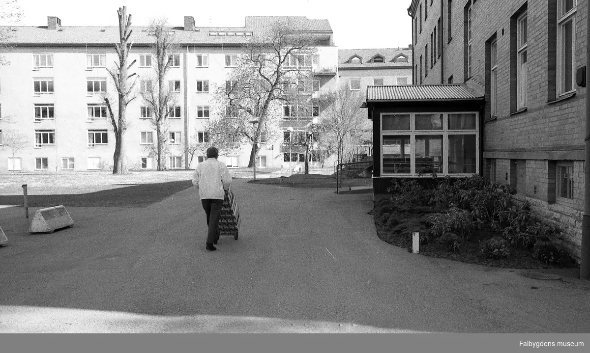 Sjukhusdokumentation utförd av Falbygdens Fotoklubb, 1988-89 ...