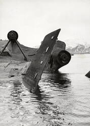 Vraket etter det tyske slagskipet Tirpitz ved Håkøya utenfor