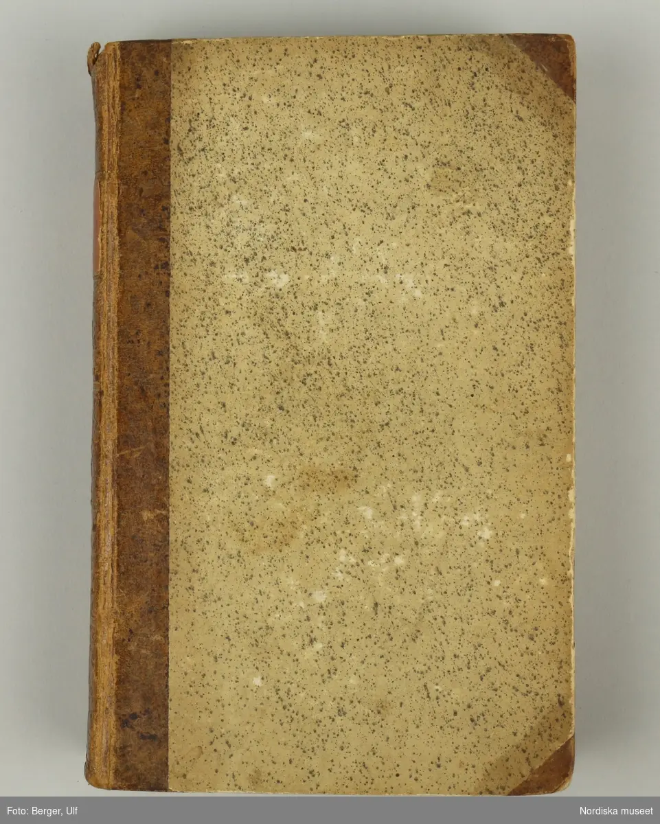 Huvudliggaren:
"Liljeblad Samuel, 'Utkast till en svensk Flora'. 
Uppsala 1798. Andra upplagan. Med handskrifna anteckningar. Inbunden.

Liljeblad, Samuel, universitetslärare, botanist, f. 1761, d. 1815."