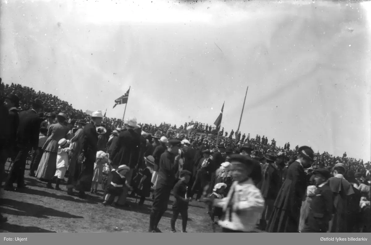 17. mai feiring på Skarmyrfjellet 1908.