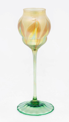 Favrile glass [Prydglass]