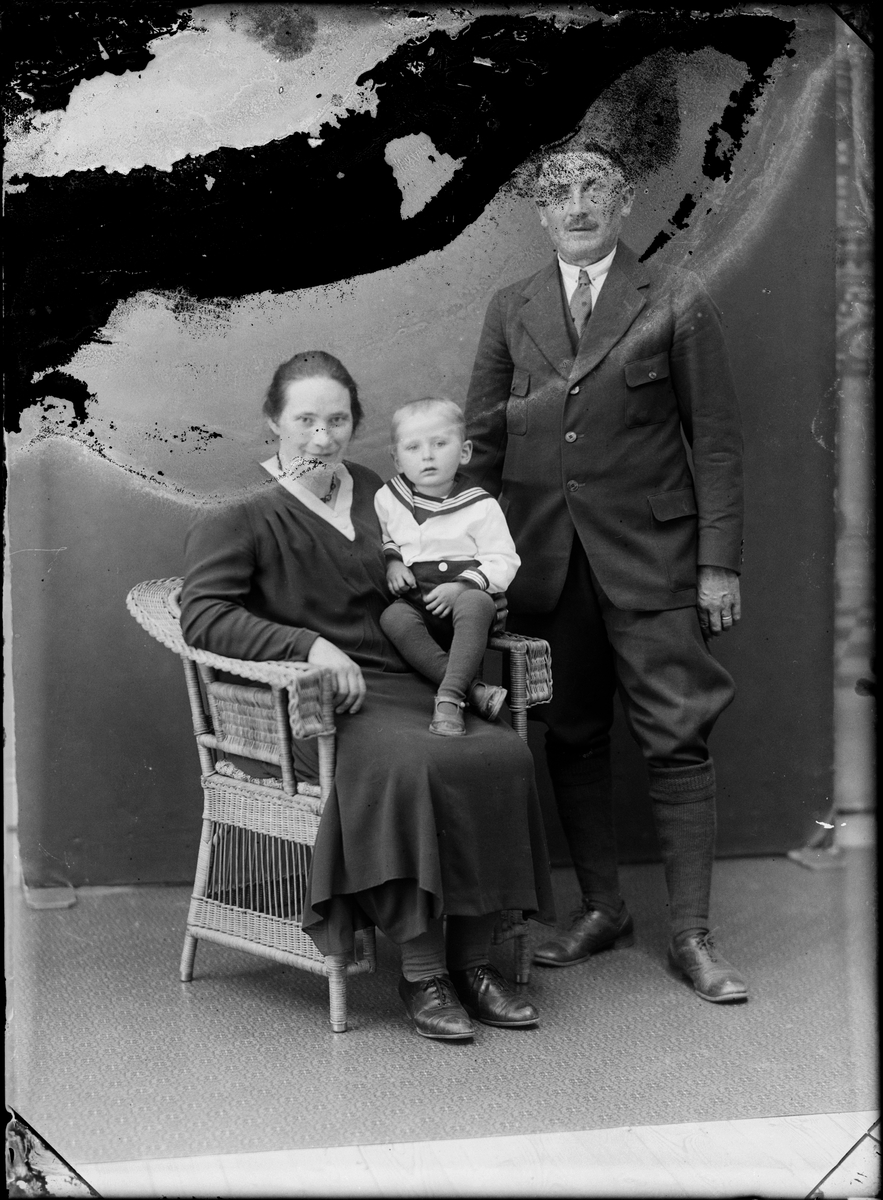 Familjen Ekström från Vällnora, Knutby socken, Uppland 1932