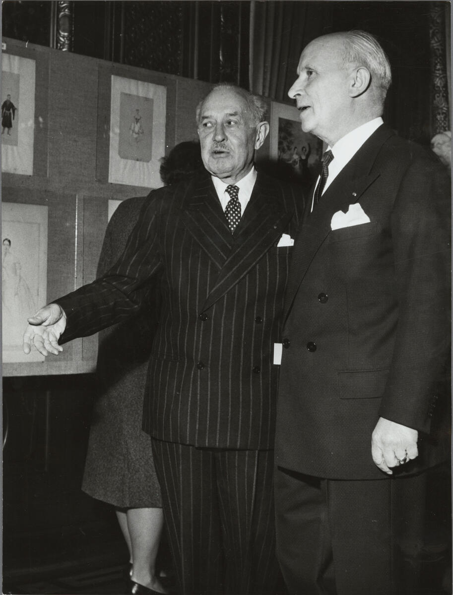 Rolf de Maré och den dåvarande franska ambassadören Edouard Dufresne de la Chauvinière på Dansmuseet.
