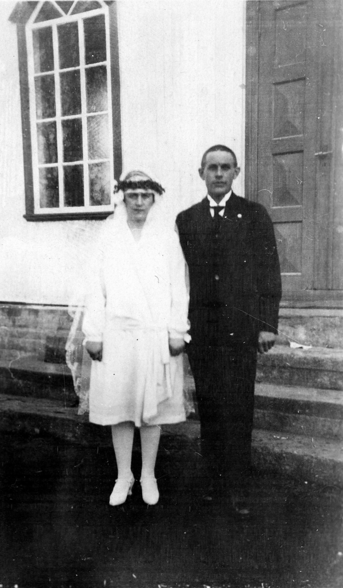 Brudeparet Ingeborg Didriksen og Rasmus Våge 1928