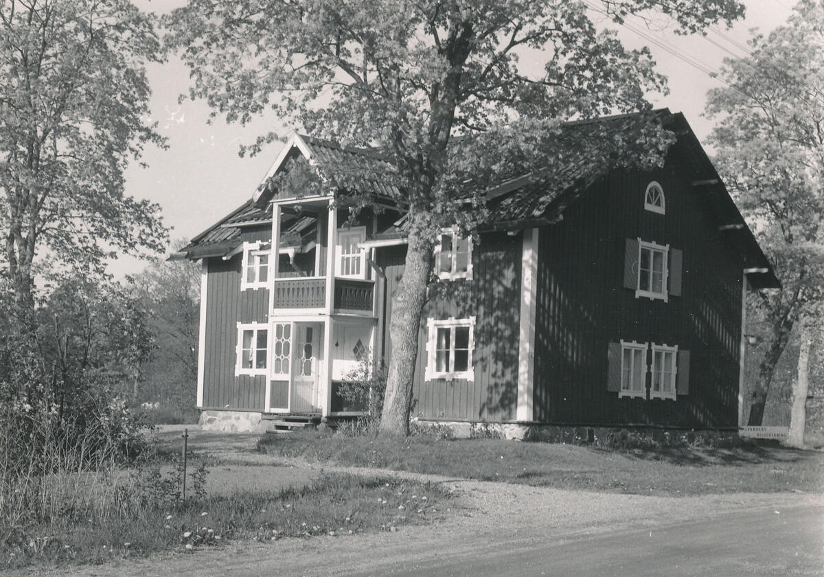 Villa På Duvnäs Udde Fotograferad 20 Maj 1960 Nacka Lokalhistoriska Arkiv Digitaltmuseum 7756