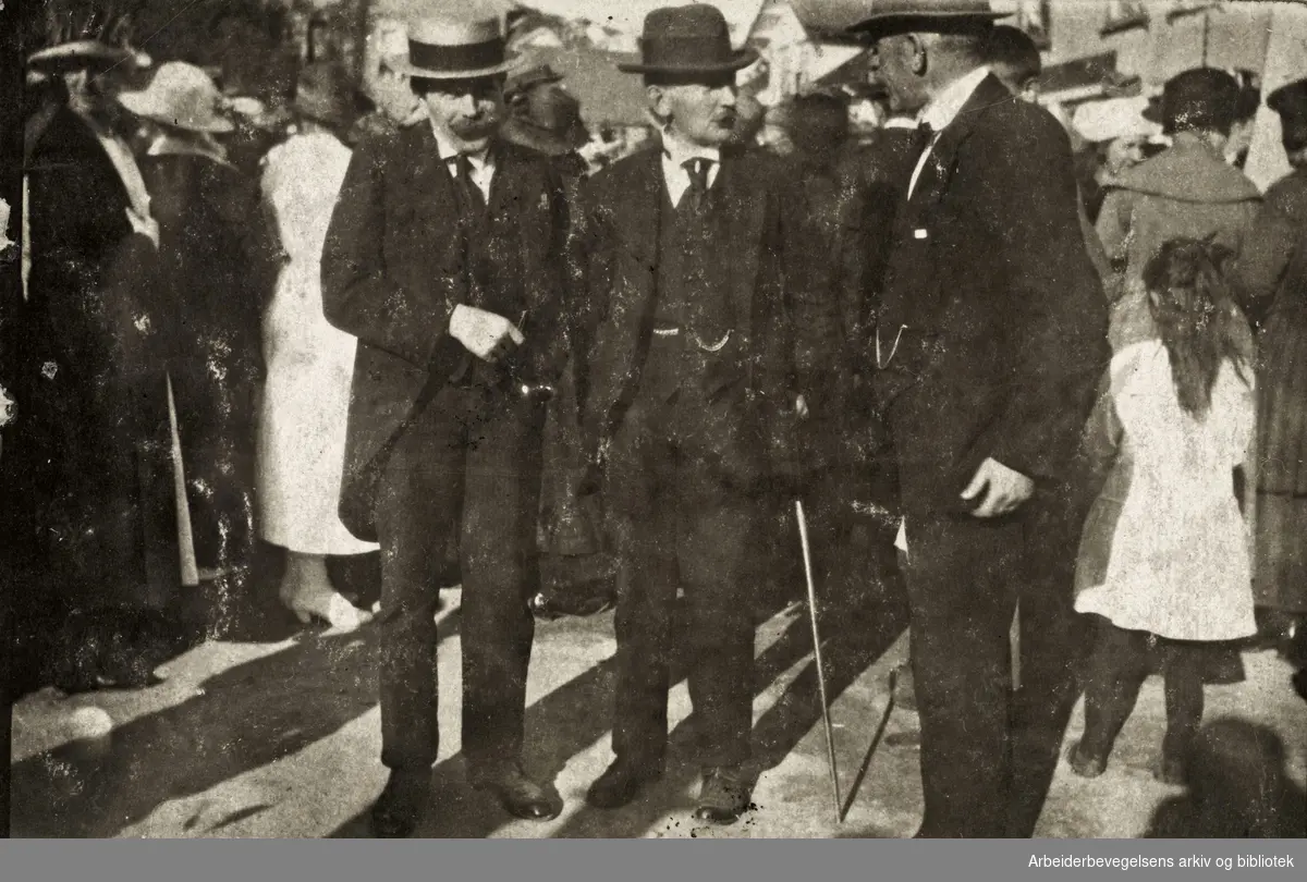 Gunnar Ousland, Anders Buen og Carl Bonnevie på Arbeiderpartiets landsmøte 1914
