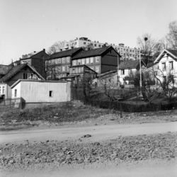 Tverrbakken. Sett fra Fagerheimsgata. April 1949