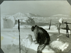 Foto fra album etter Knut Bjåen( 1920-2001). Bildene er fra 