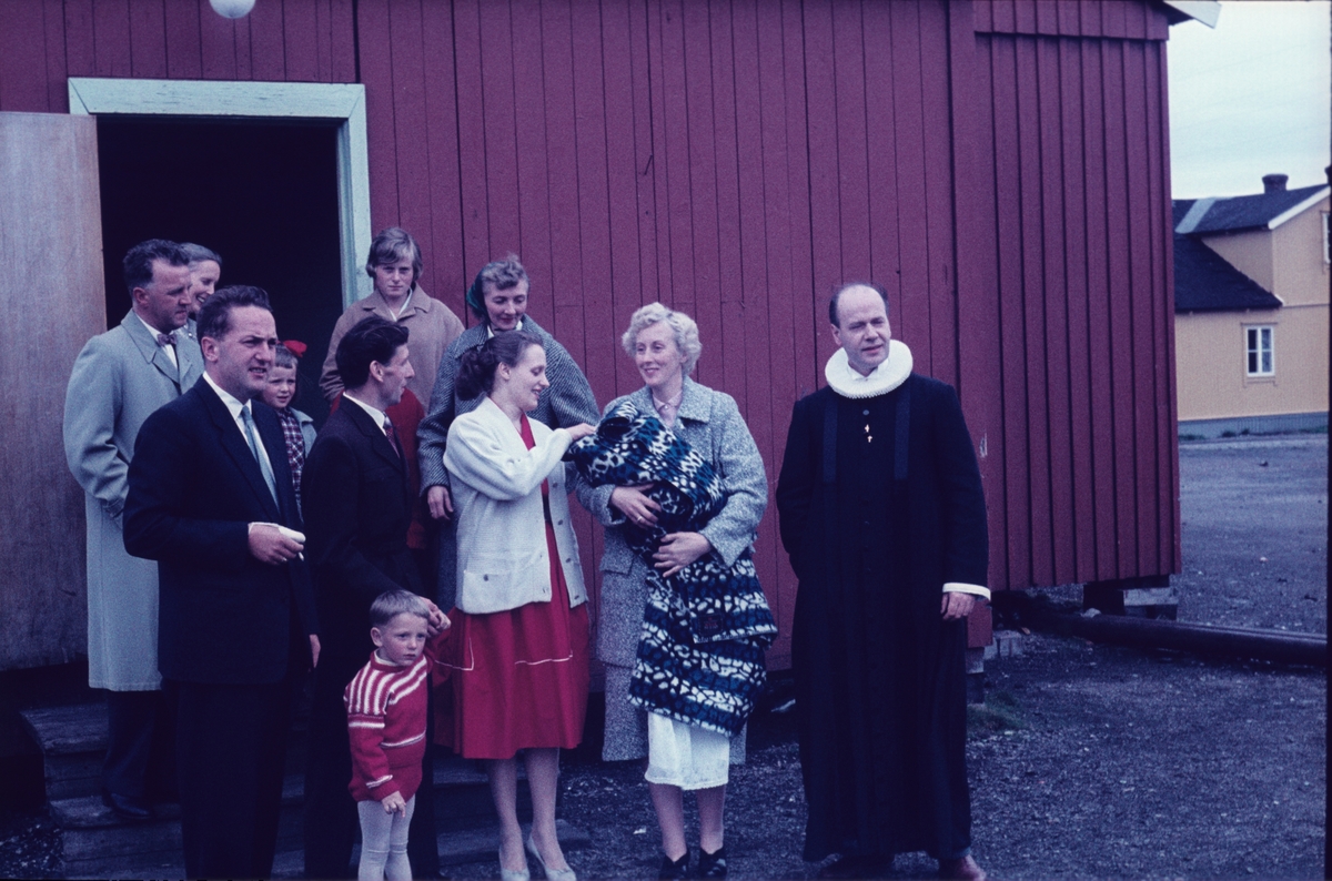 Barnedåp i Ny Ålesund Svalbard museum / DigitaltMuseum