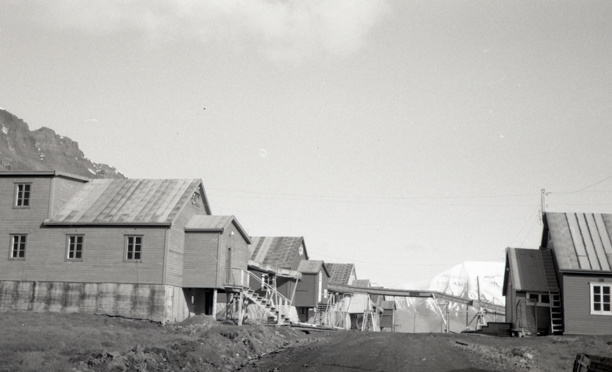 Brakkebebyggelsen i Sverdrupbyen.
