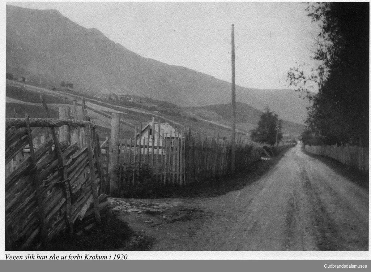 Vegen slik han såg ut forbi Krokum i 1920

Vågåkalenderen 1997, utgjevar: Vågå Kameraklubb