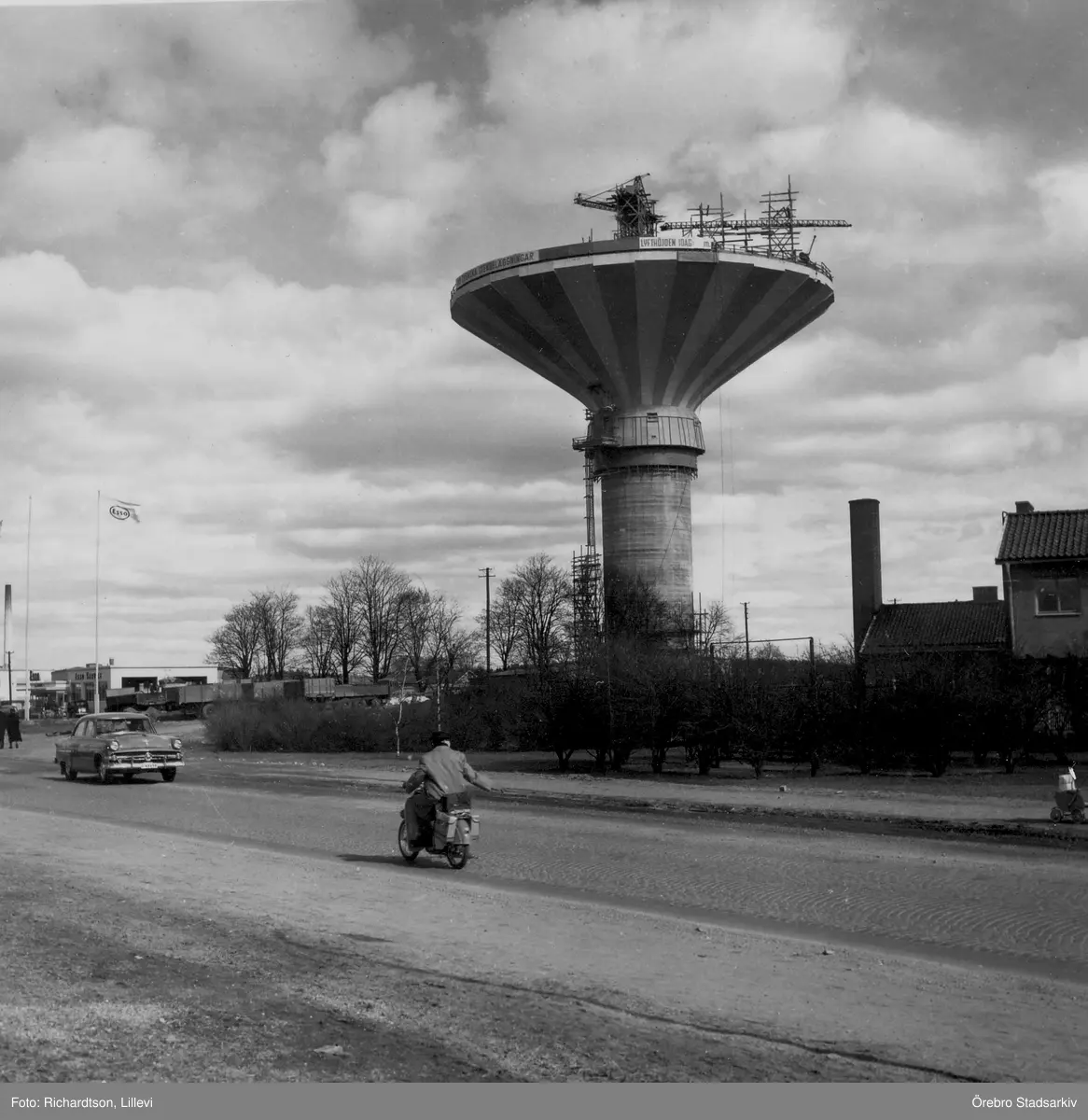 Byggnation av Svampen, 1950-tal - Örebro Stadsarkiv / DigitaltMuseum