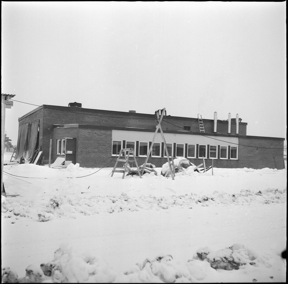 Bilprovningens lokaler i Tierp, Uppland 1968