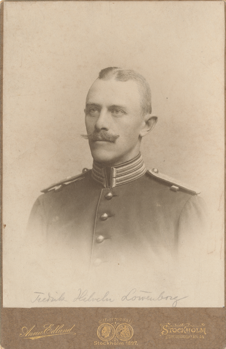 Porträtt av kapten Fredrik Löwenborg.