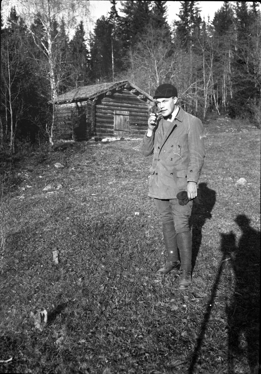 Fotosamling etter Øystein O. Jonsjords (1895-1968), Tinn. 

Bilde viser portrett av Hermann Vågen fra Austbygda