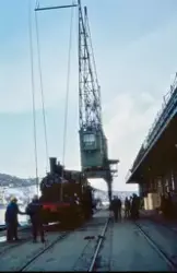 Damplokomotiv type 21c nr. 377 under utskipning til England,