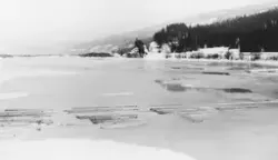 Overvann på Glåma/Glomma ved Stai i Stor-Elvdal vinteren 194