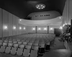Karl Johan-teatret kino, interiør, kinosal, benkerader, balk