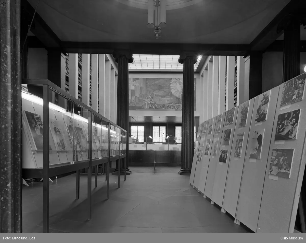 Deichmanske bibliotek, interiør, utstillinghall, utstilling