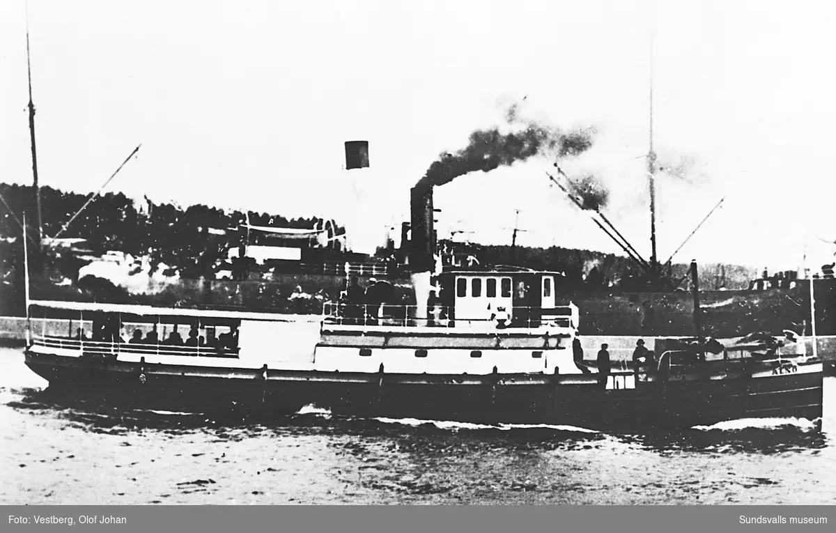 Passagerarbåten Alnö som två gånger om dagen körde rutten Sundsvall-Alnö.