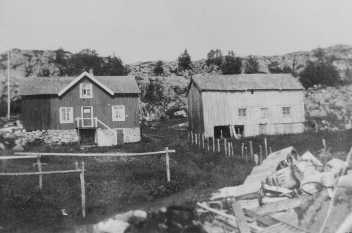 Gårdsbygninger på Sørsætra, Balsnesaunet, Hitra.