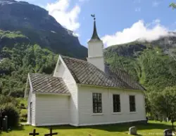 Eikesdal kyrkje