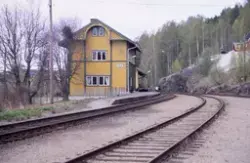 Hen stasjon på Randsfjordbanen
