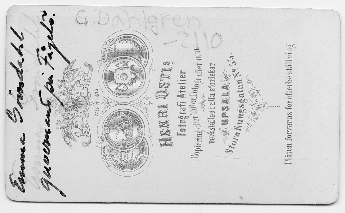 På kuvertet står följande information sammanställd vid museets första genomgång av materialet: Emma Gröndahl guvern. på Fågelö