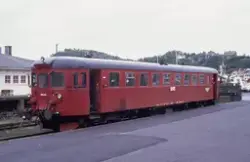 Dieselmotorvogn BM 86 10 på Kragerø stasjon