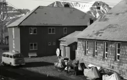 Televerket og Svalbard Radio på Skjæringa.