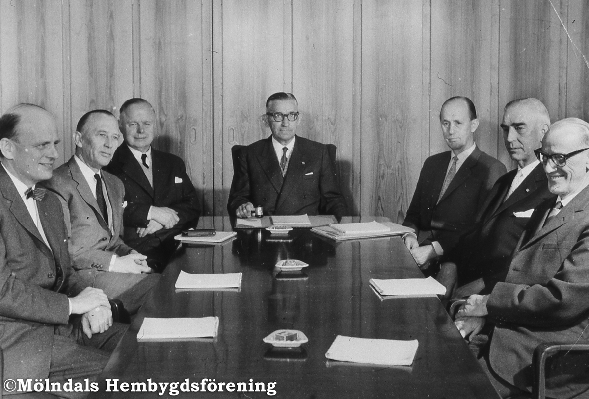 Styrelsen för Åby travsällskap, omkring 1960. Från vänster: Karl-Erik Bergqvist, Bror Högberg, Harald Lewert, Werner Fagerberg, Yngve Samuelsson, Erik Nyman och Karl Starck.