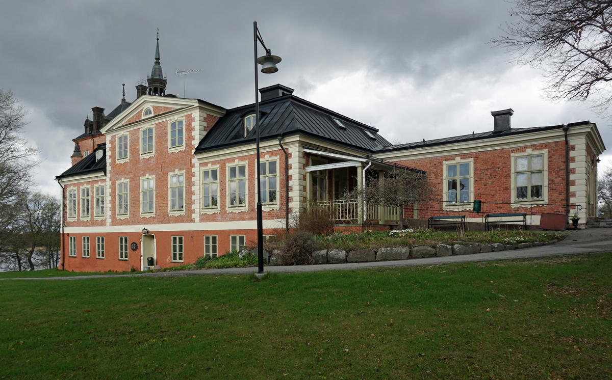 Flygelbyggnad, Wiks slott, Viks mur 1:1, Balingsta socken, Uppland 2018
