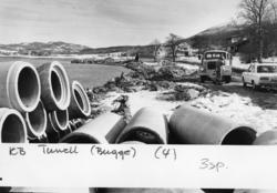 Bygging av tunell på Buggestranda..Langset i bakgrunnen.