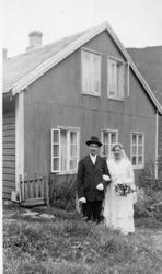 Bryllaupsbilde av Ivar Brennhovd  Gol og Maria Steingjerde,L
