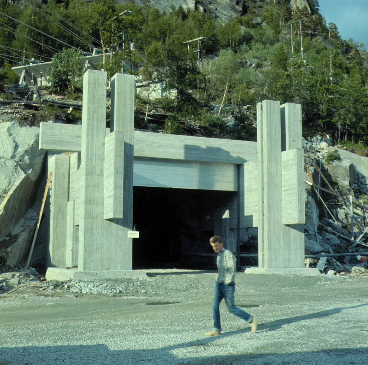 Inngangsportal, Tysso II kraftverk