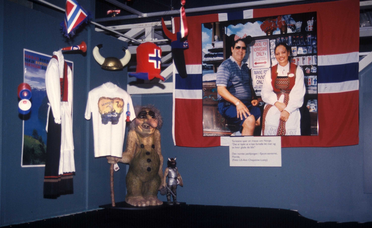 Fra utstillingen "Jakten på det norske" på Norsk Folkemuseum 1997.

