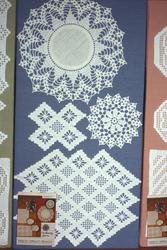 Duker, heklet, fra Den Norske Husflidsforening..