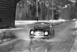 Riksvei 275, Numedal, Nore.
Fotografert 1961.