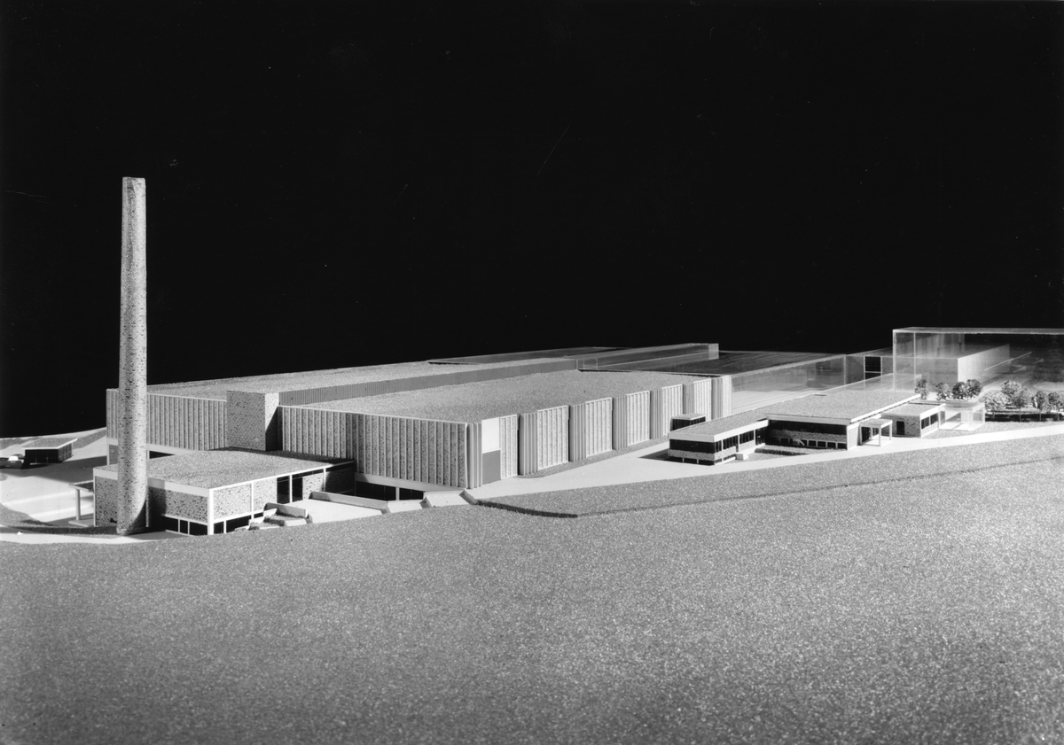 Modell av J. L. Tiedemanns Tobaksfabriks nye anlegg på Hovin.