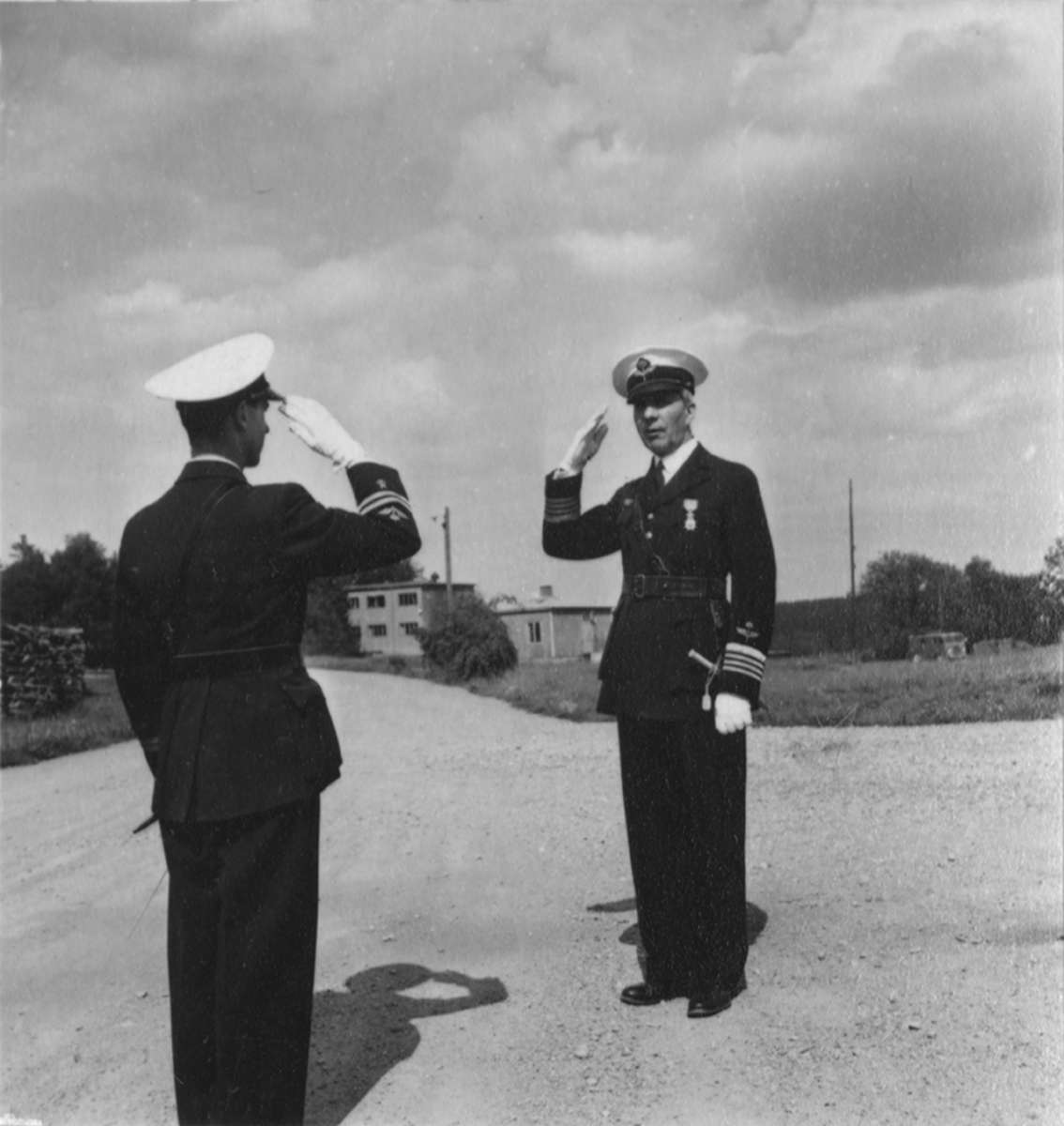 Herman Sundins avgång från posten som chef för F 2 Roslagens flygflottilj, 1944.