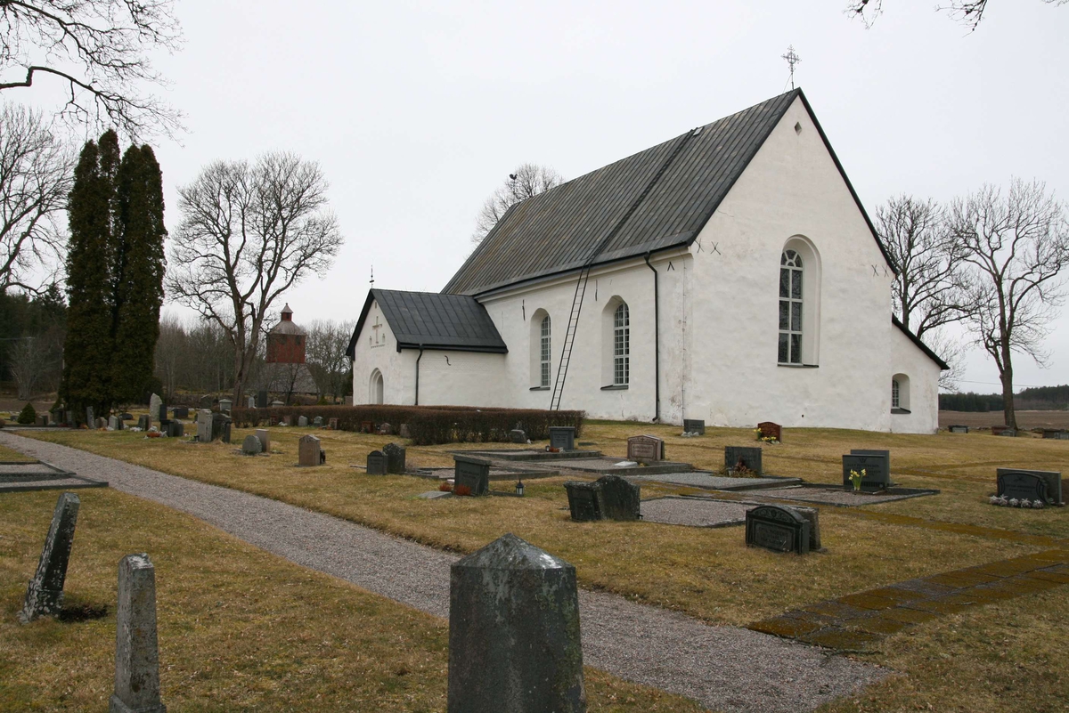 Österunda kyrka och kyrkogård, Österunda socken, Uppland 2008
