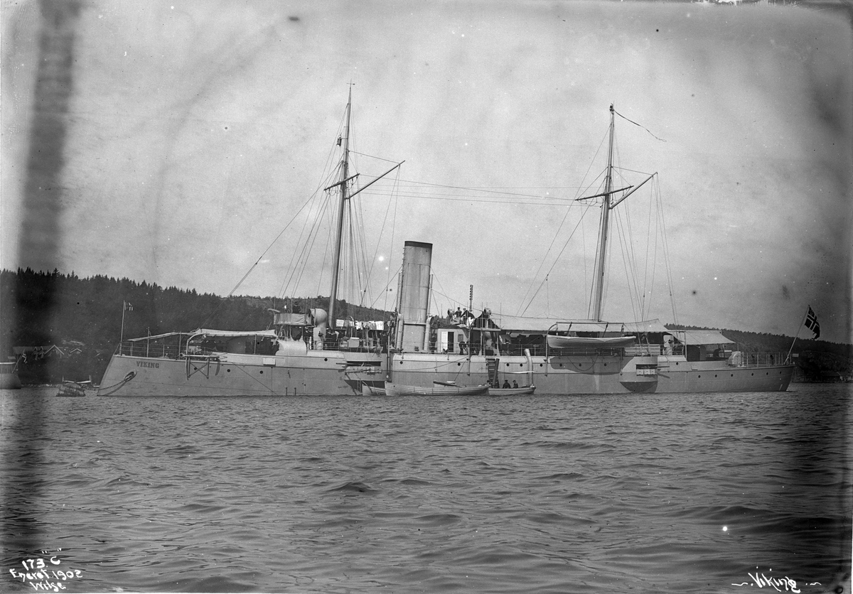 Viking (b. 1891, Karljohansvern verft, Horten), kanonbåt ved Melsomvik